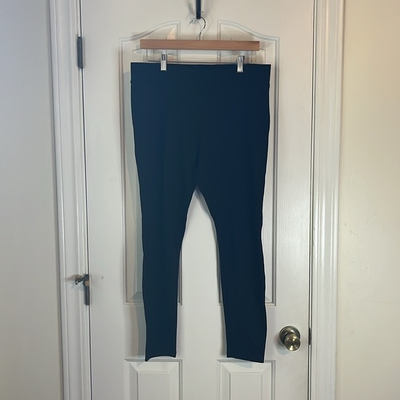 American Giant | Double Knit Ponte Slim Pant Front Pocket in Black Size 16 - Picture 6 of 13